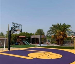 custom-court-1.jpg